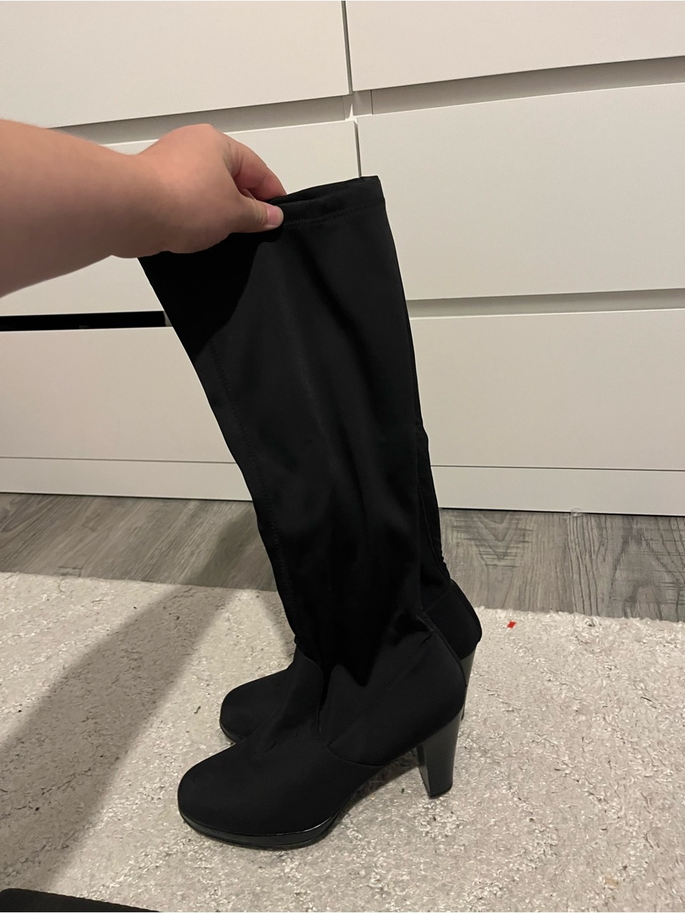 Mootsies Tootsies black high heel boots size 8 feminine sexy